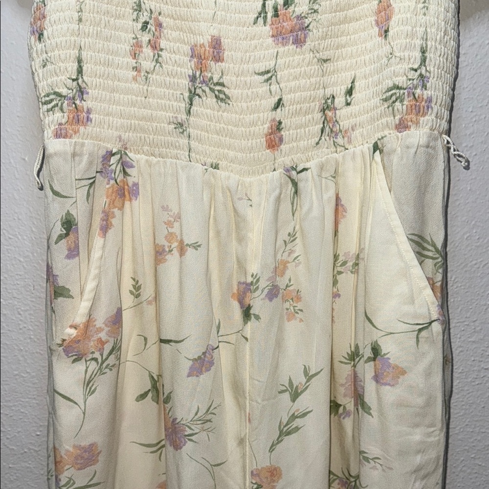 American Eagle Outfitters Cream Floral Jumpsuit - Picture 3 of 7